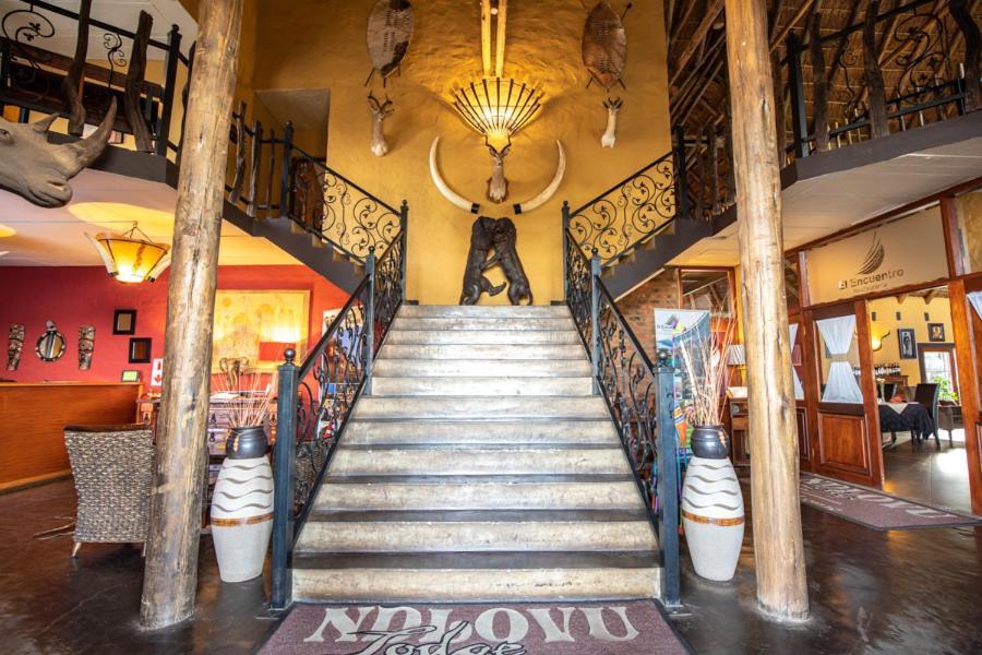 Ndlovu Lodge Pretoria-Noord Extérieur photo